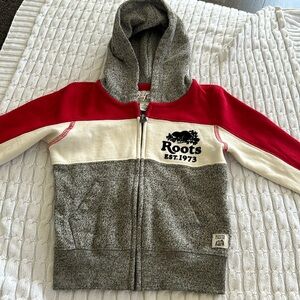Roots kids hoodie in 2T